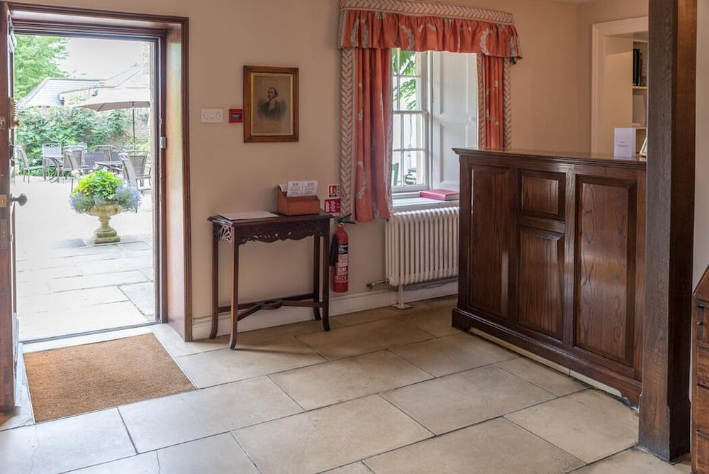Guyers House Hotel 3/33