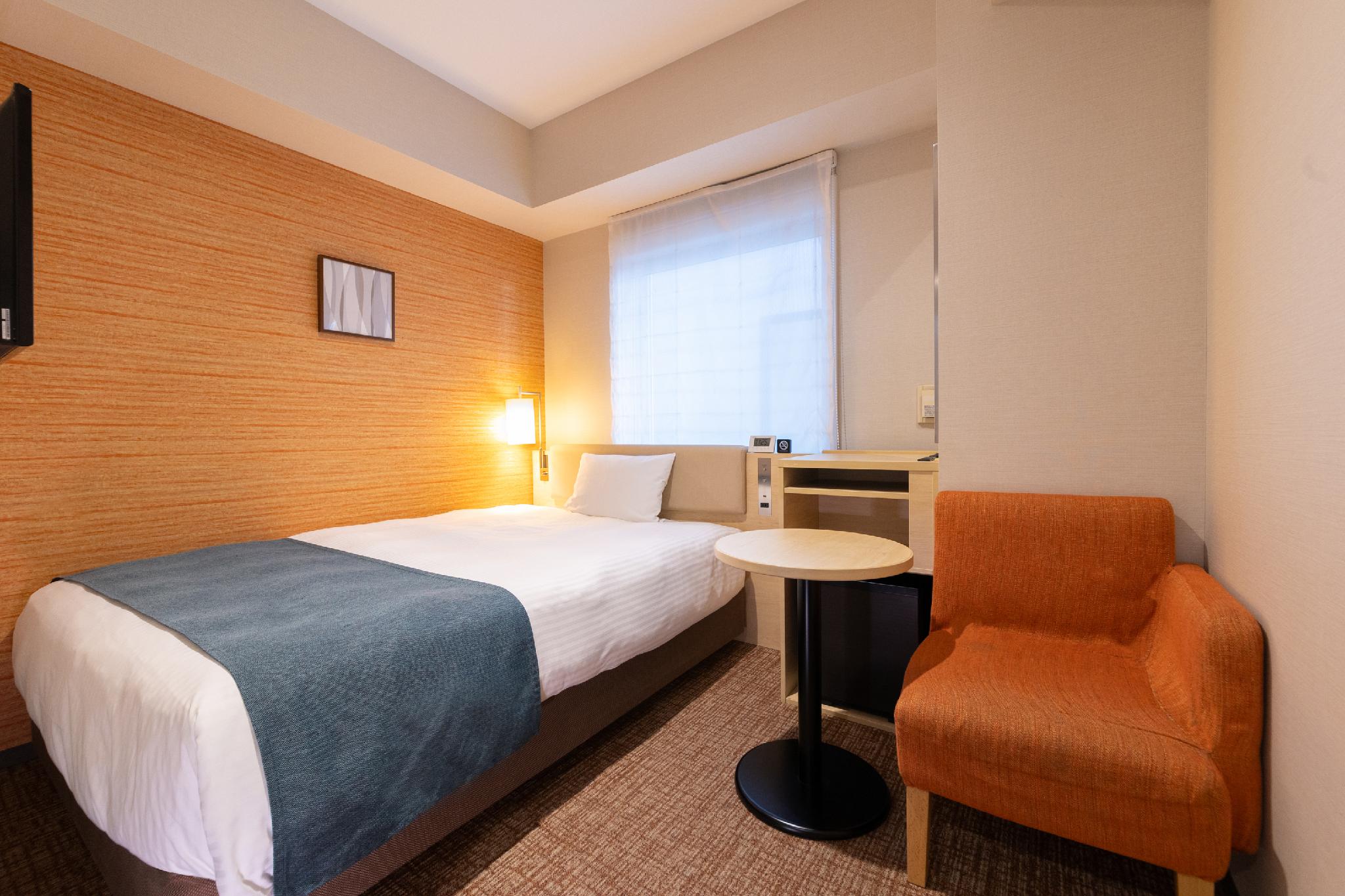 Semi Room, Superior, Semi Double Bed, Smoking