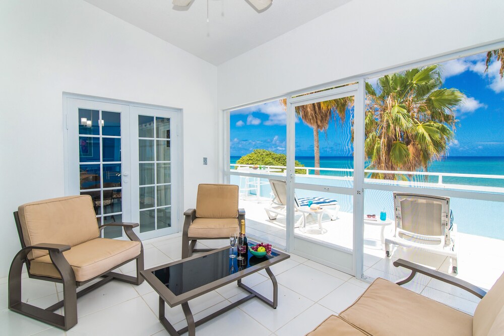 Grandview Condominiums 46/79