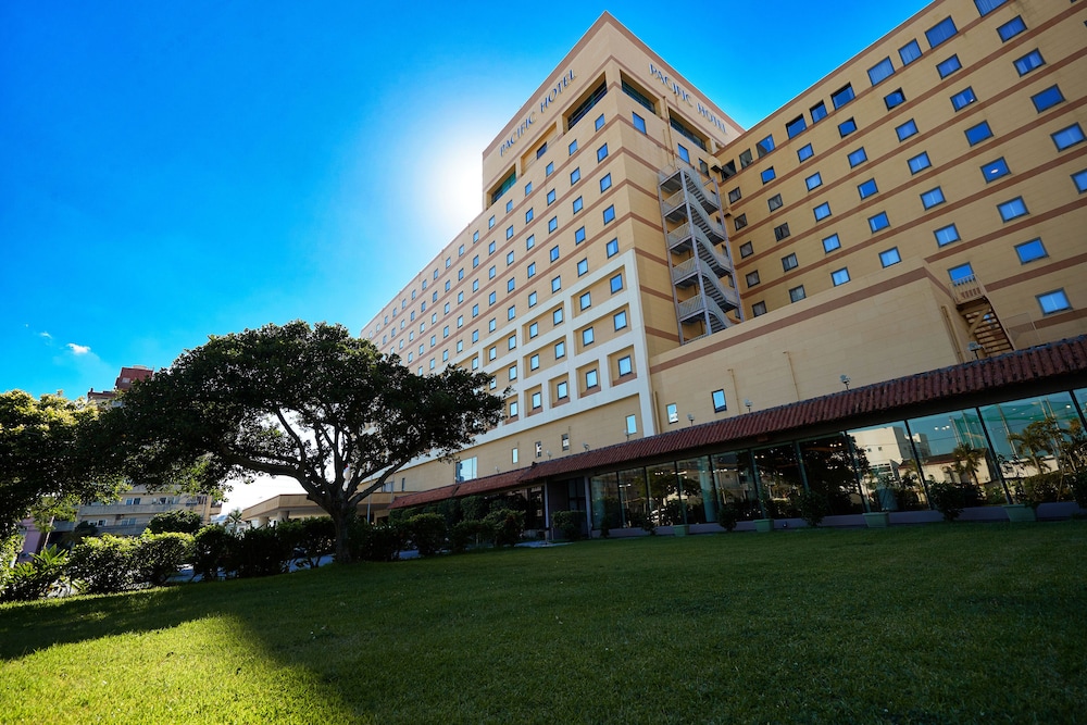 Pacific Hotel Okinawa 64/72