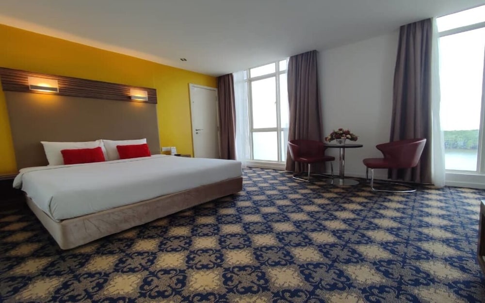 Hotel Sentral Kuantan 8/24