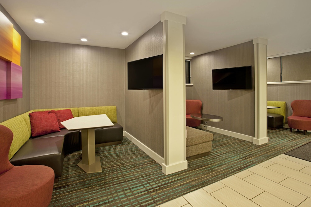 Residence Inn Portland Airport At Cascade Station 9/42