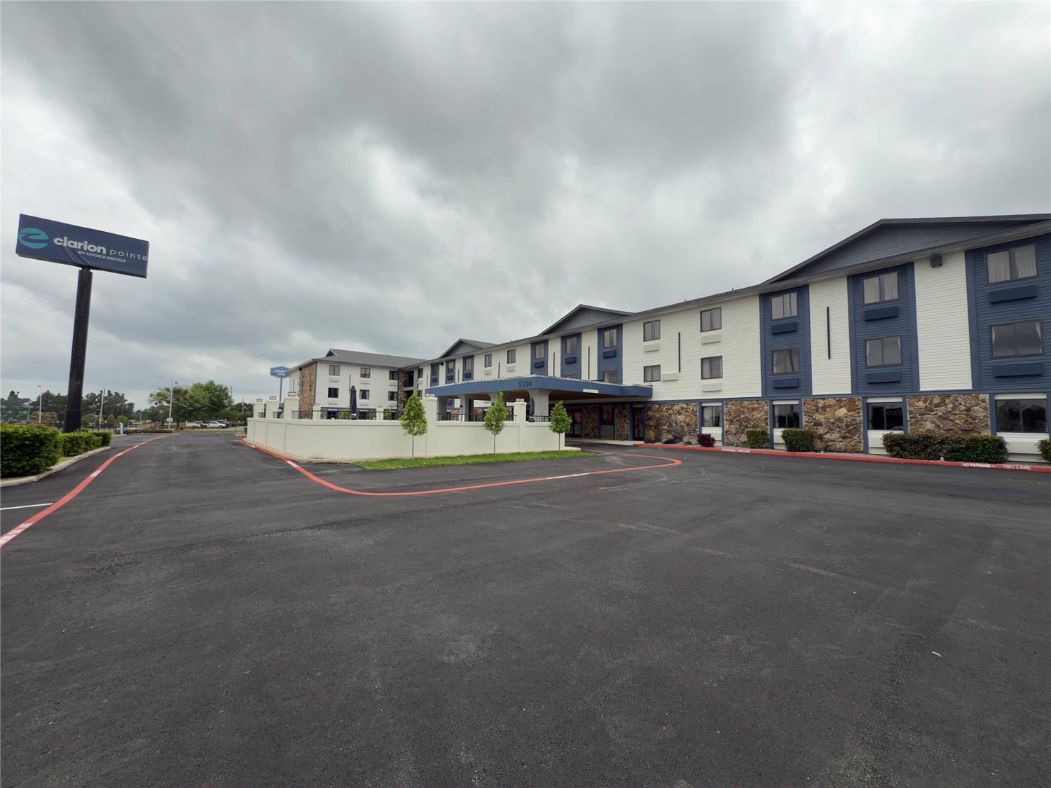 Clarion Pointe Shreveport West 40/45