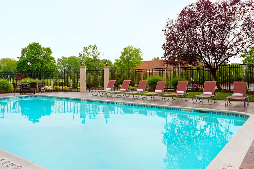 Holiday Inn Clark Newark Area Formerly Crowne Plaza Clark 1/54