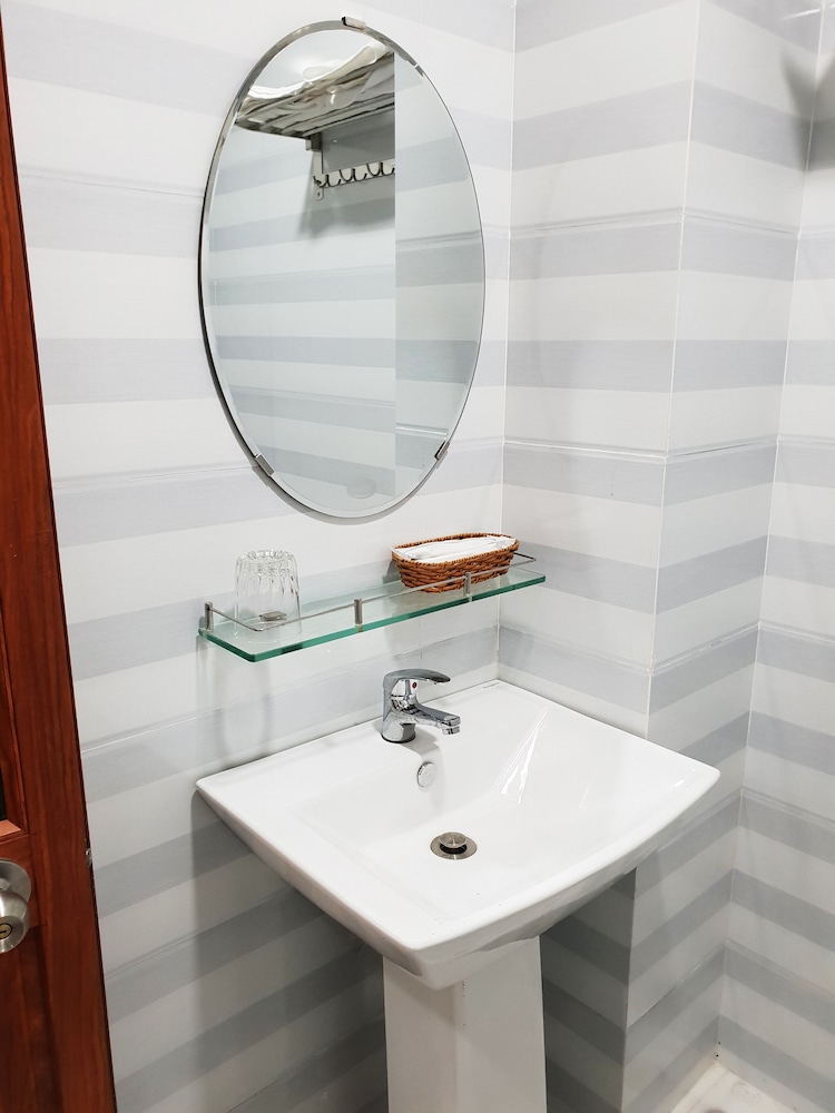 Quy Nhon Center Hotel 37/38