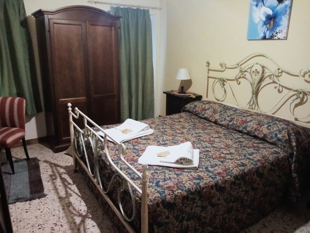 ALBERGO DIFFUSO BORGO SANTA CATERINA 30/68