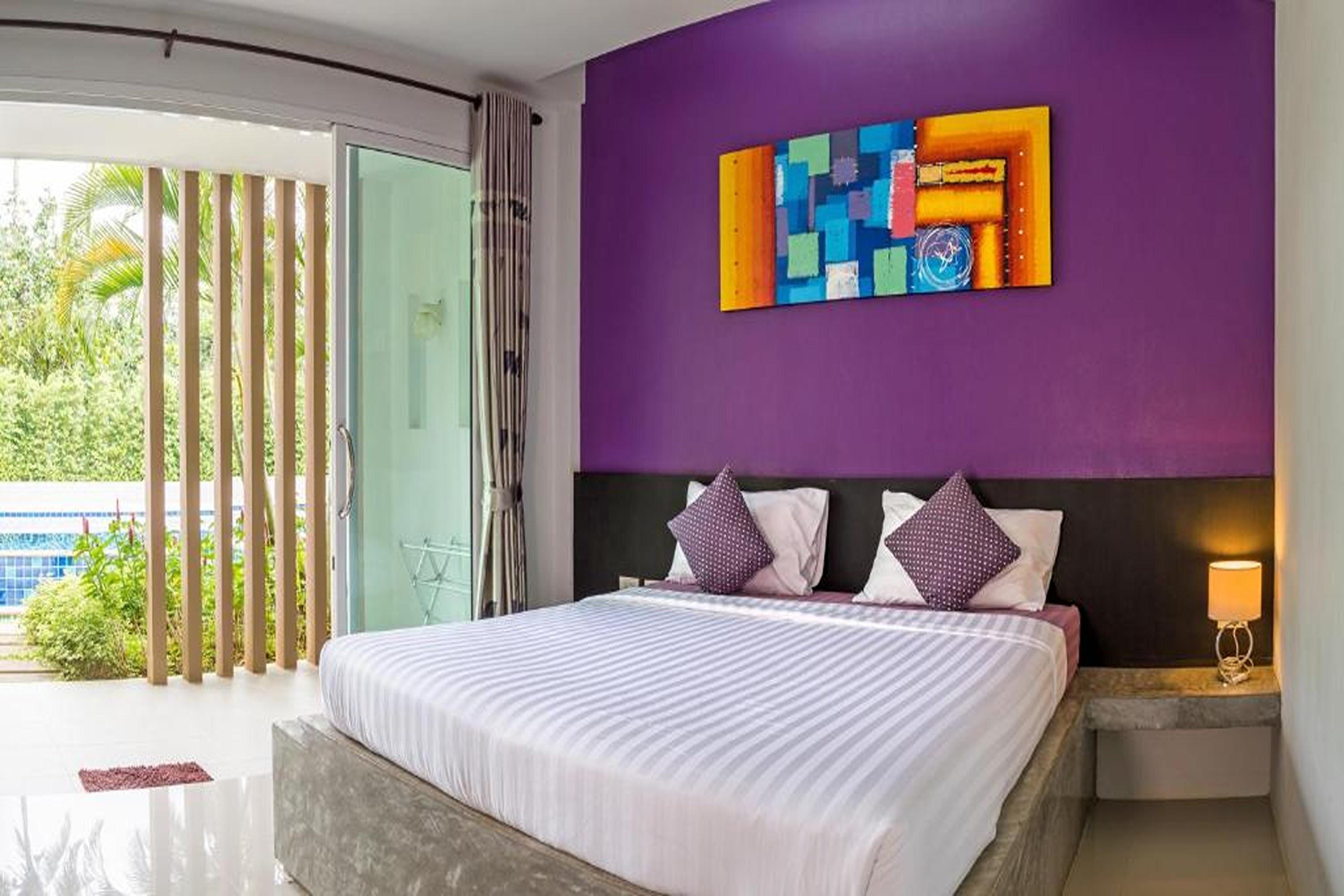 غرفة ديلوكس بسرير مزدوج بإطلالة على المسبح، The Fong Krabi Resort 2/5