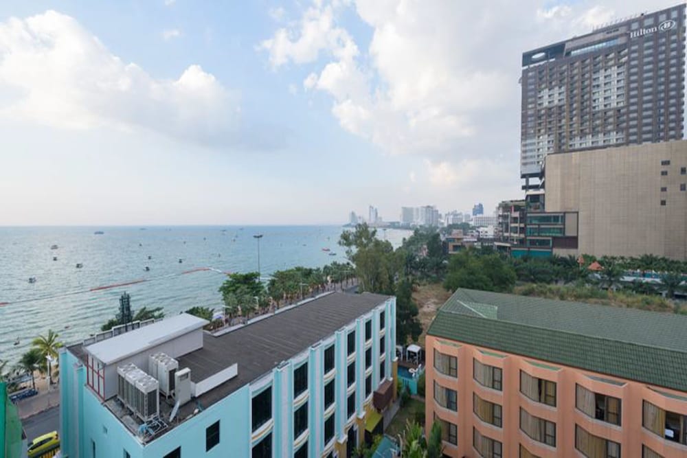 Deep Blue Z10 Pattaya 2/42