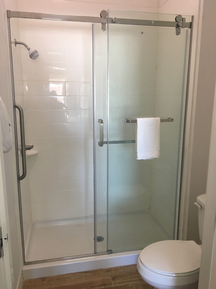 Hampton Inn McPherson KS 19/56