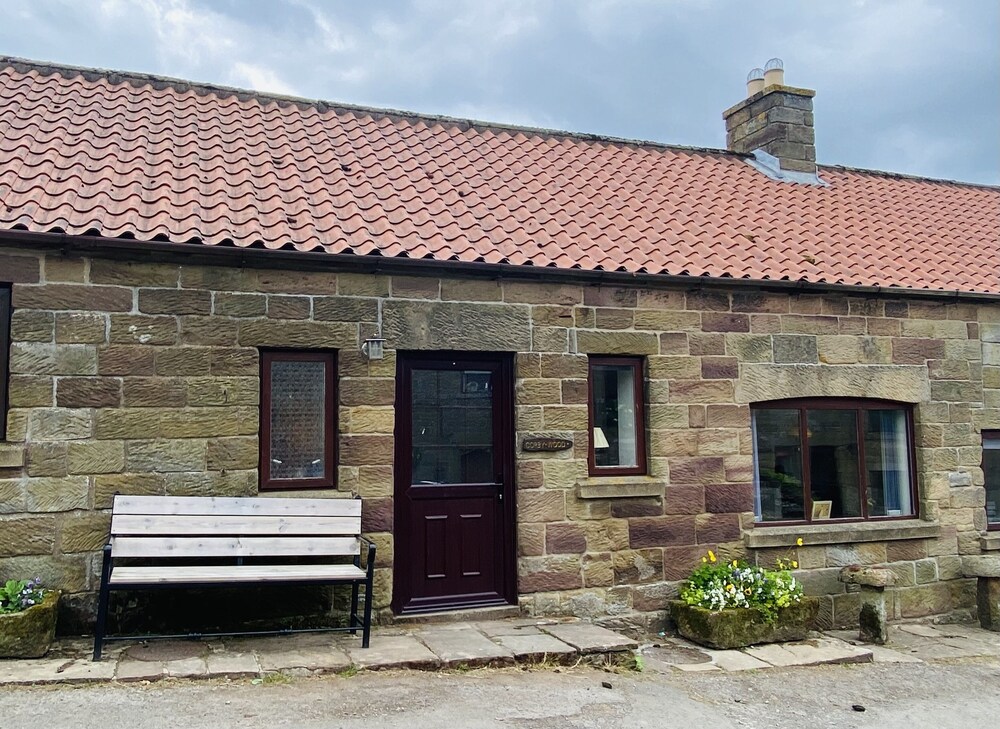 Craven Garth Cottages 1/50