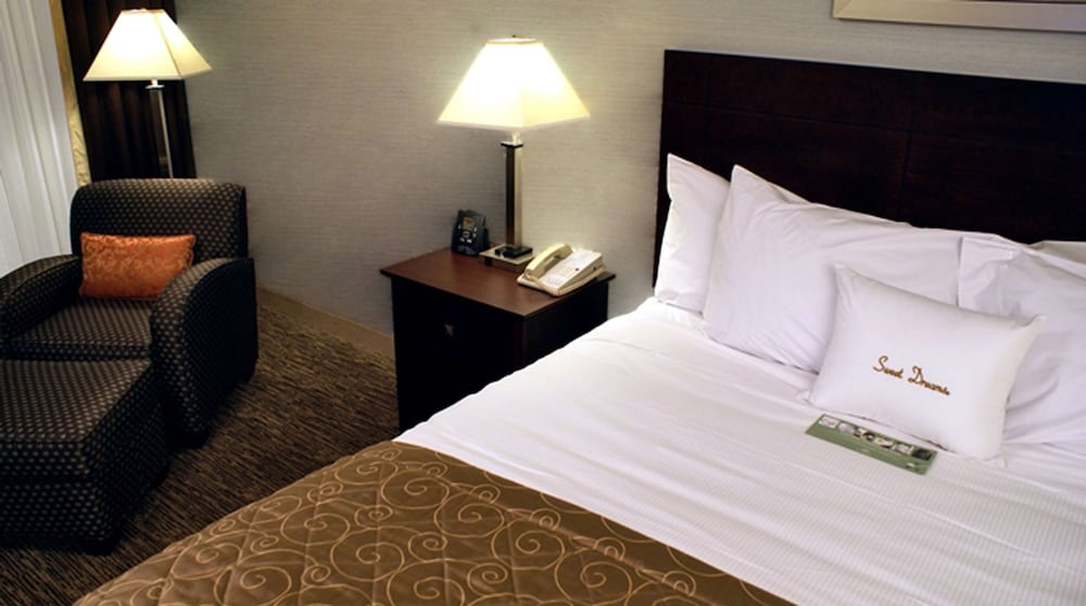 DoubleTree by Hilton Rocky Mount Hotel 16/44