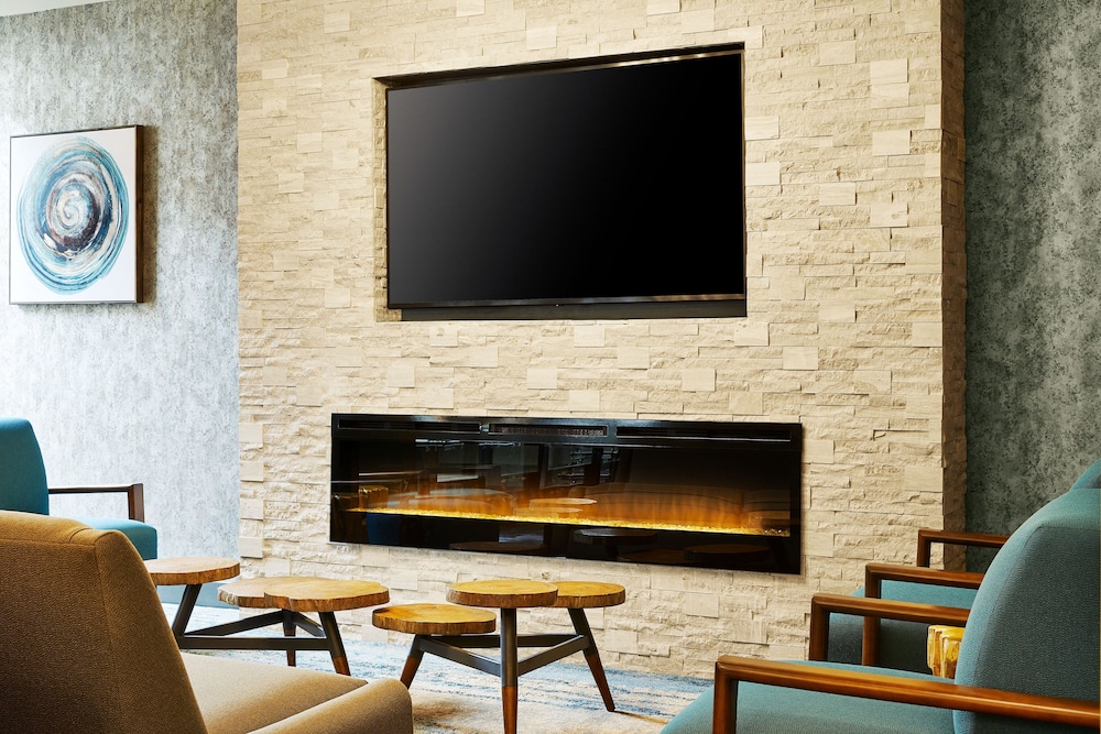 Four Points By Sheraton Chicago Westchester/Oak Brook 14/14