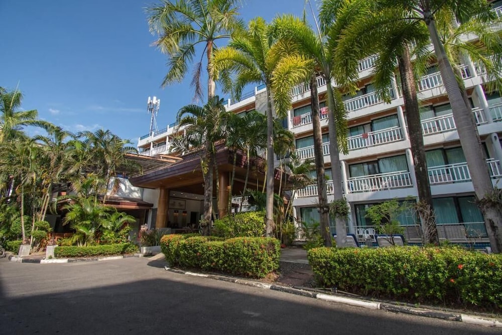 HONEY RESORT 4/42