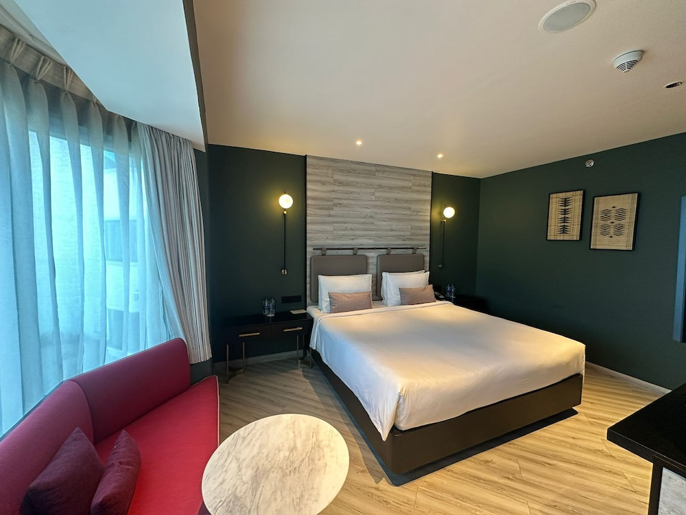 Vivanta Meghalaya, Shillong 7/37