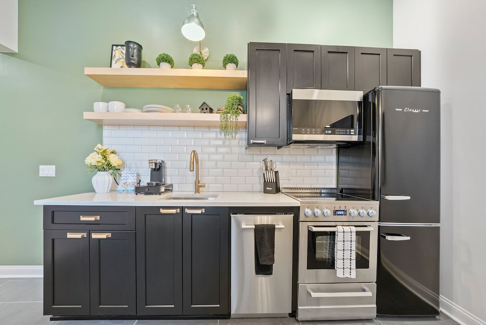 The Washington Boutique Hotel near Cedar Point & Sports Center 7/50