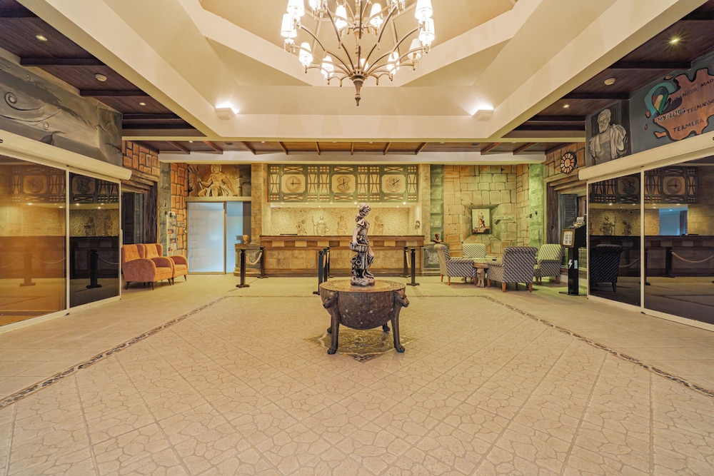 Historical Museum Resort 7/50