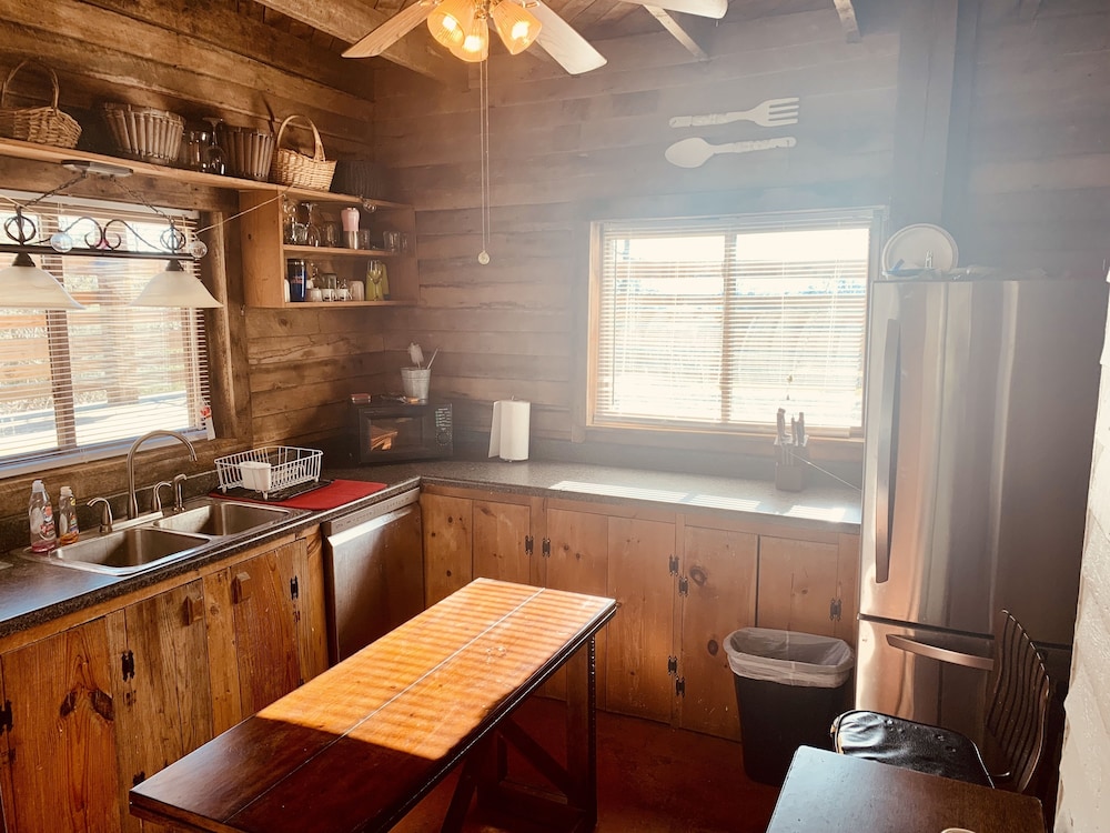 Good Place Farms Bed and Breakfast 62/71