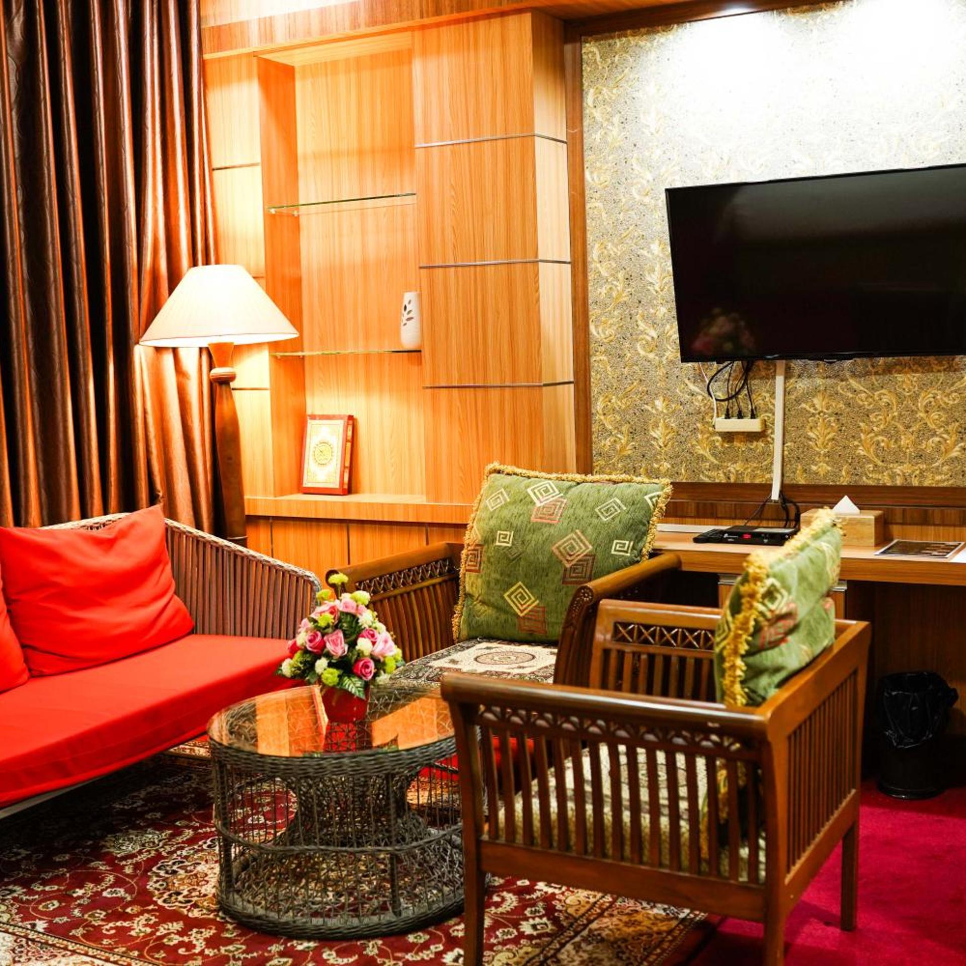 Grand Buana Lestari Hotel 18/35
