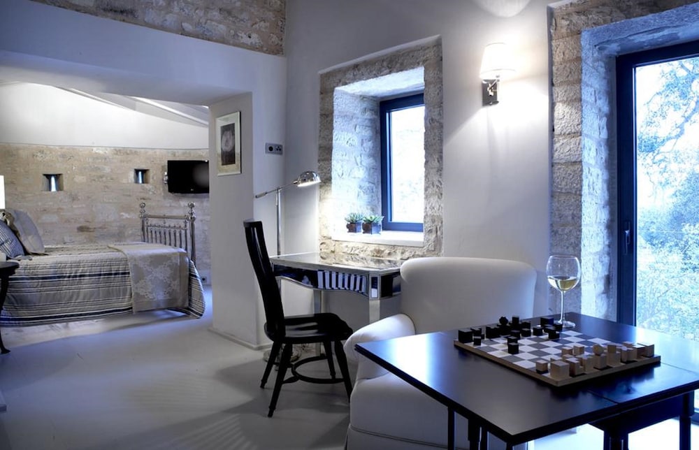 Torri E Merli Boutique Hotel 37/59