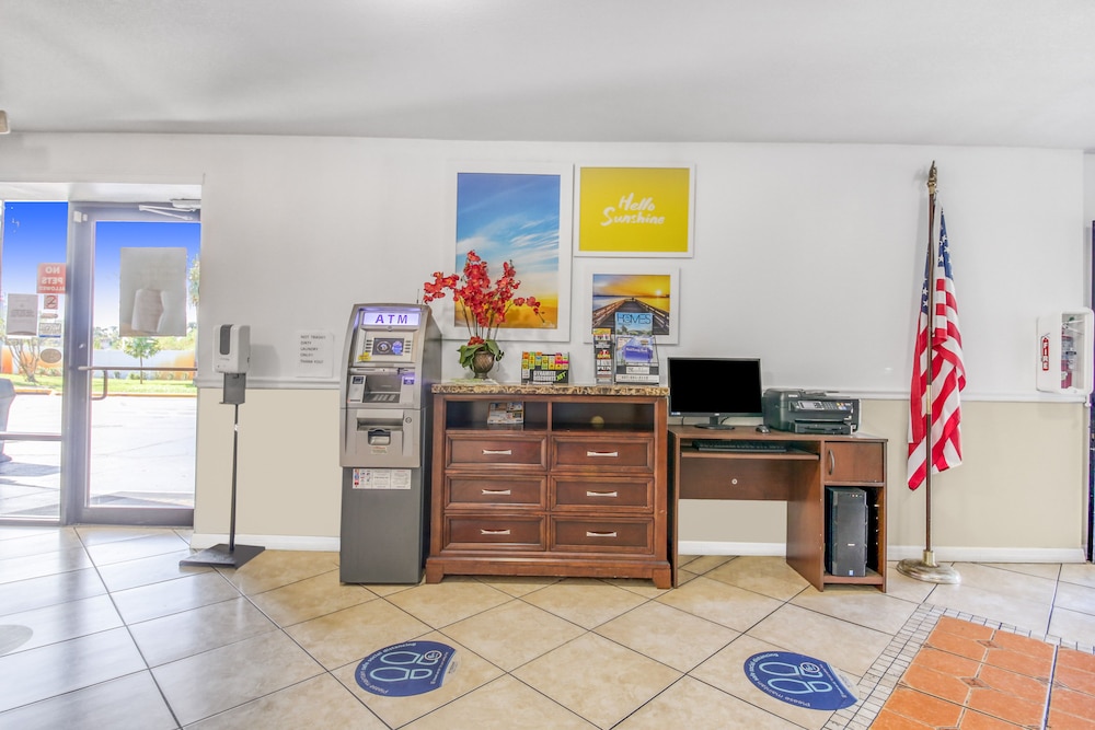 Econo Lodge Daytona Beach - Speedway 41/48
