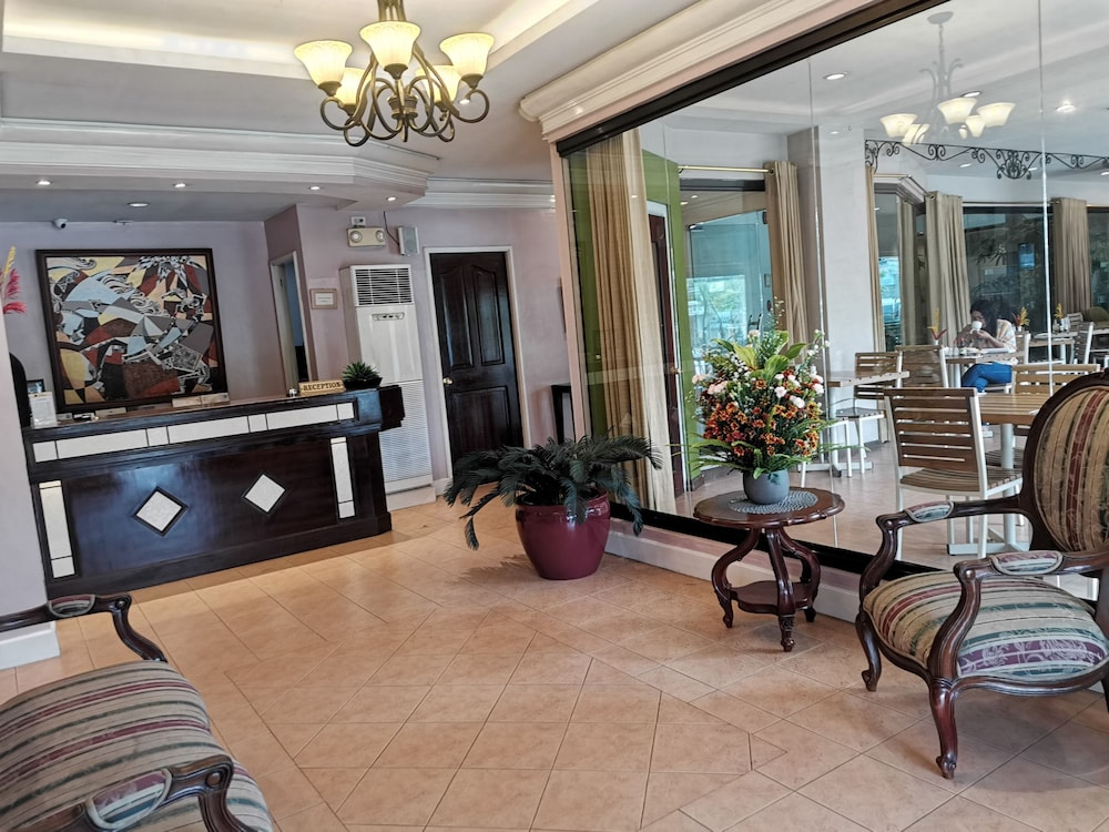 Casa Leticia Business Inn 39/57