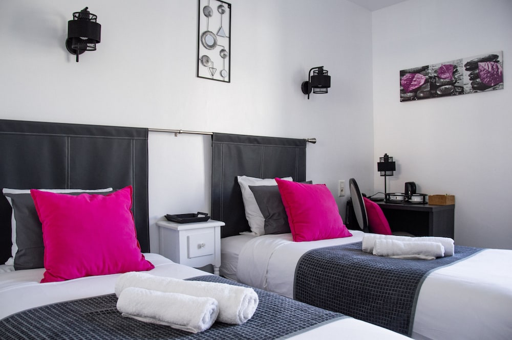 Hotel Le Tivoli Theopolis 25/47