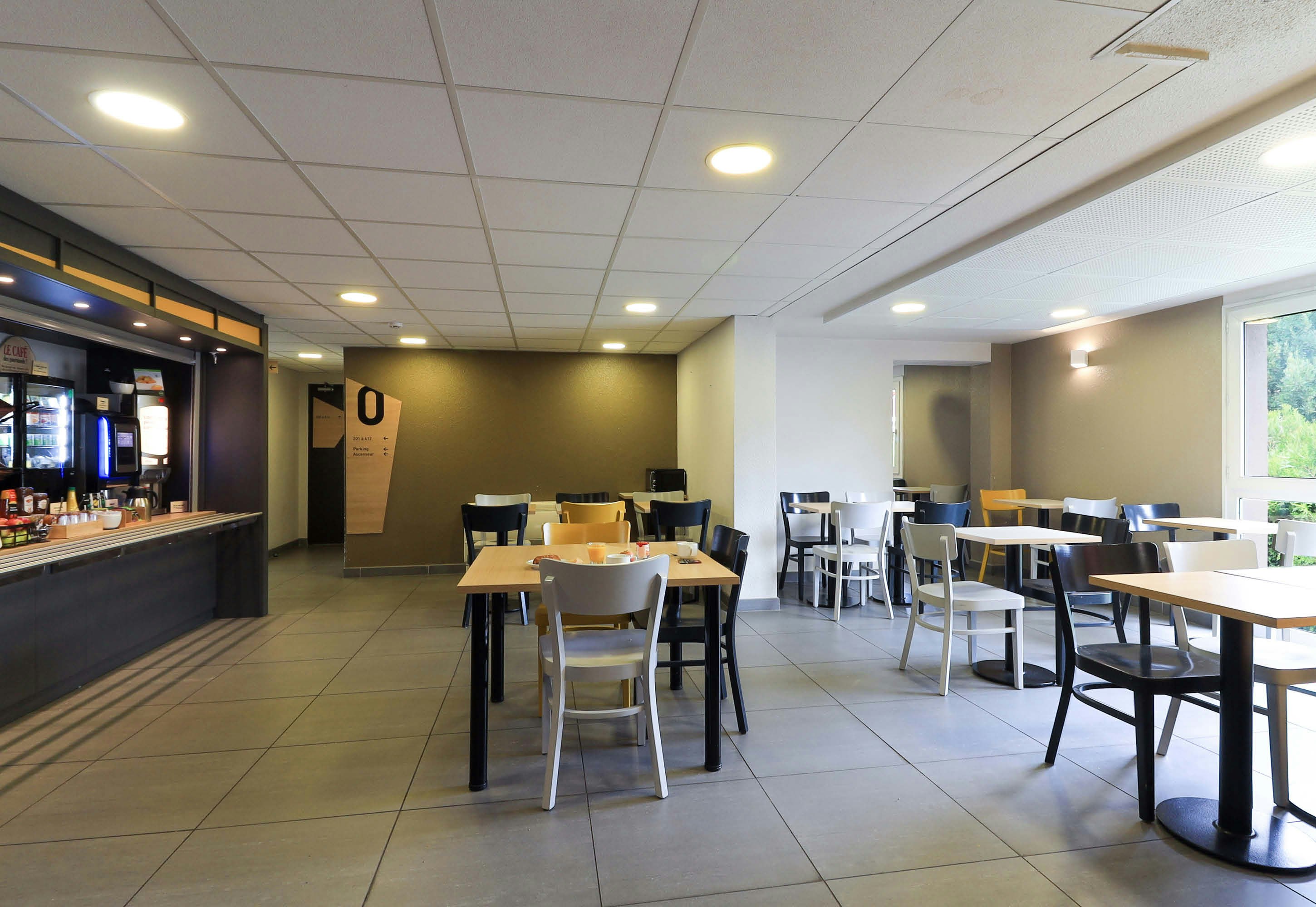 B&B HOTEL Chalon-Sur-Saone Sud 14/16