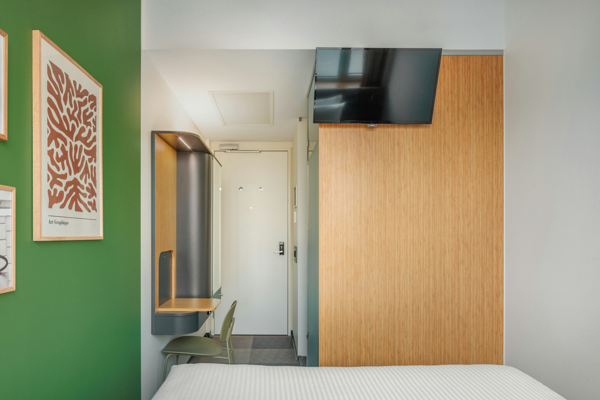 Maxhotel Amsterdam Airport Schiphol 3/21