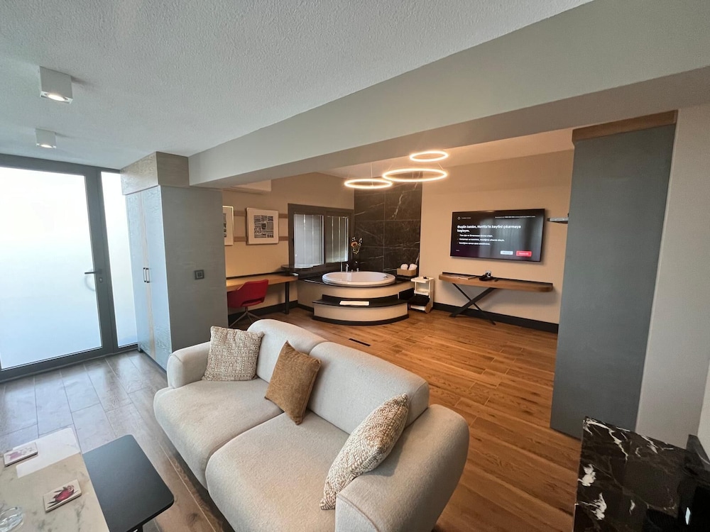 Rudis Otel 32/50