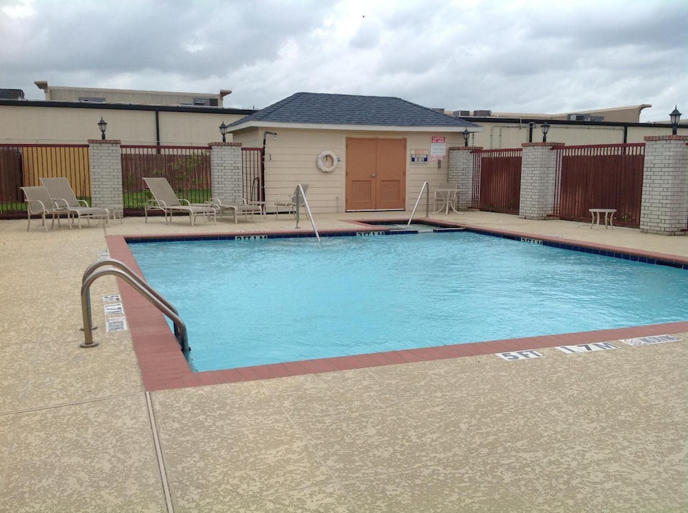 Scottish Inns Suites Timber Creek Houston 7/41