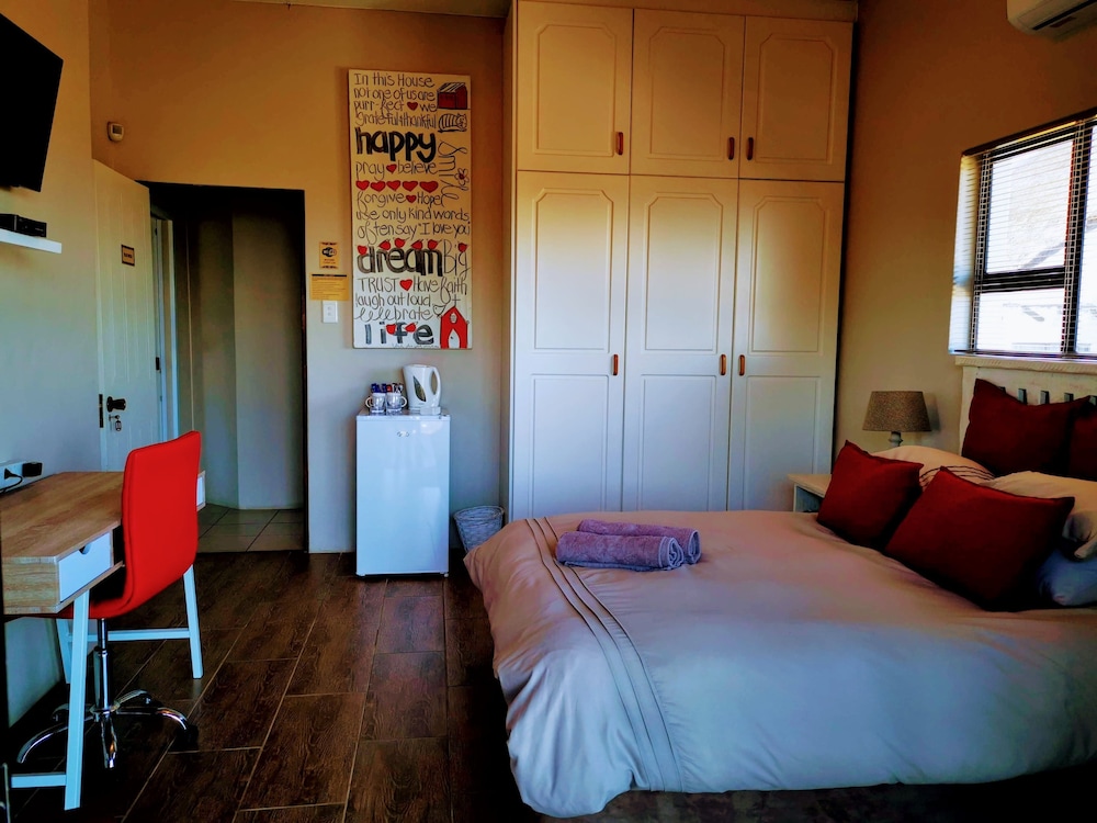 Cove View B&B 12/50