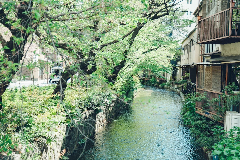 Len Kyoto Kawaramachi Hostel Cafe Bar 42/49