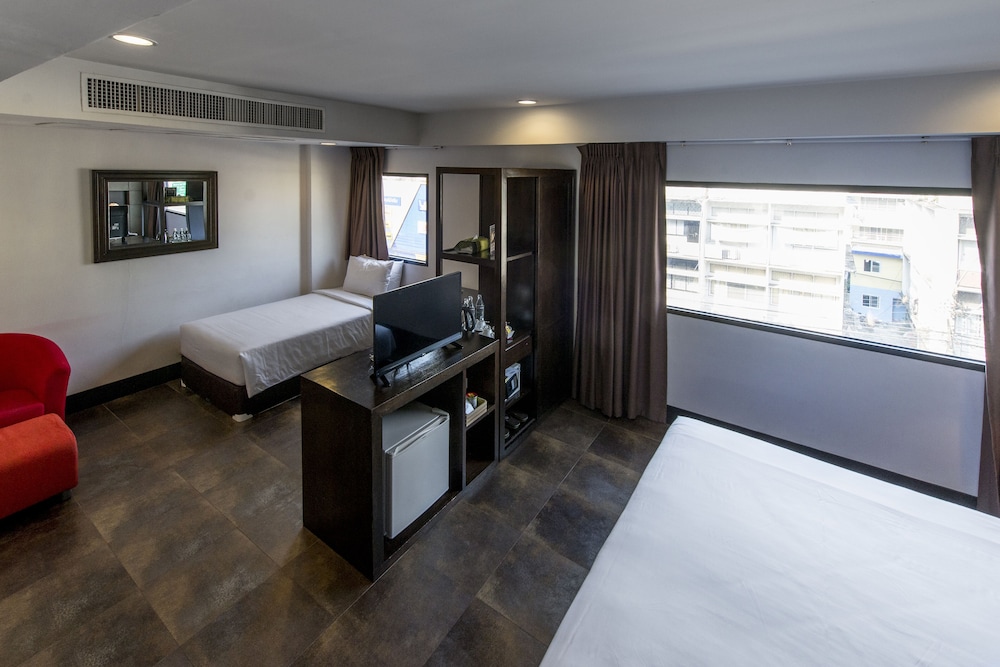 NANDA HERITAGE HOTEL 50/64