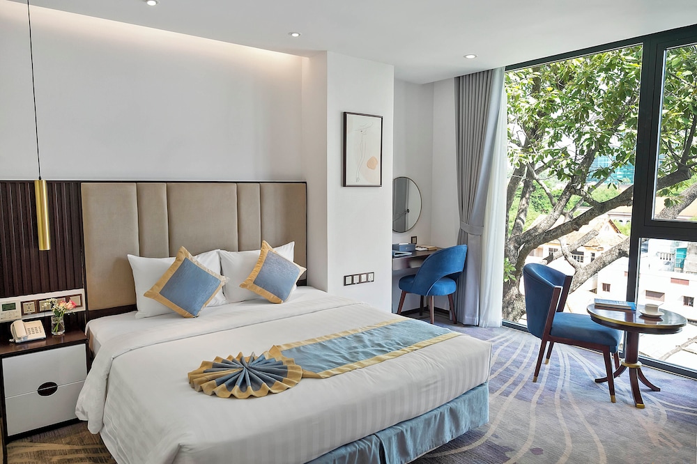22Land Hotel Saigon 13/50