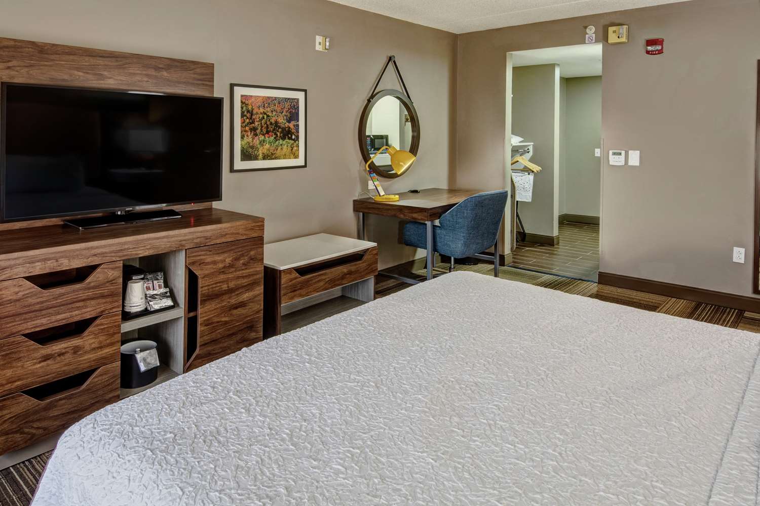 Hampton Inn Latrobe 11/14