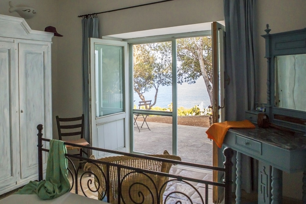 HOTEL PICCOLO MONDO 48/75
