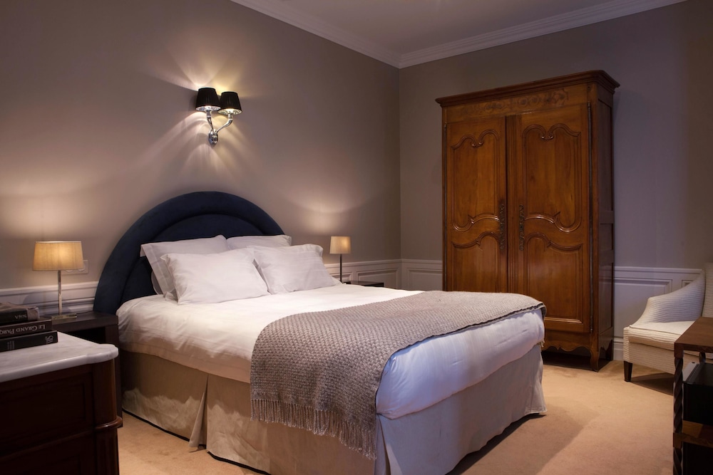 Hotel de Londres 13/33