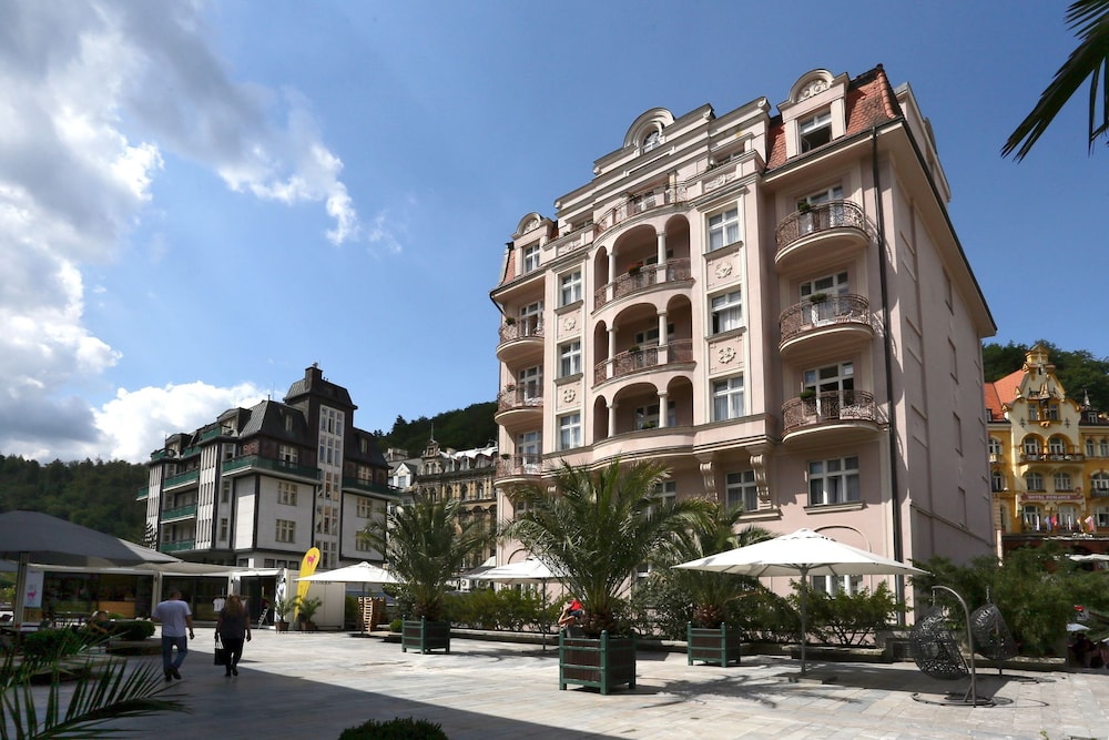 ASTORIA Hotel & Medical Spa, Depandance Wolker 63/71