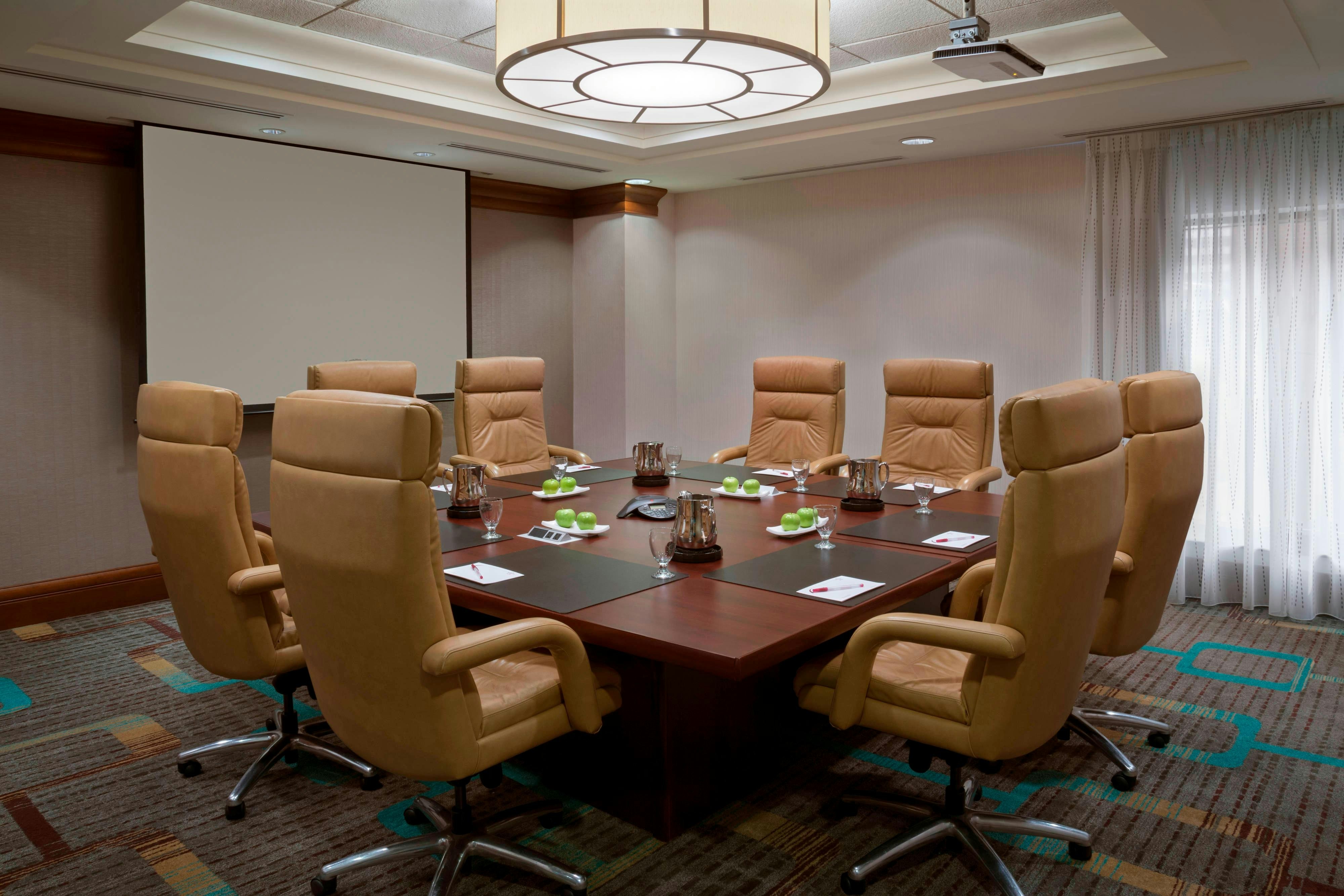 Residence Inn by Marriott Toronto Downtown/Entertainment District 22/26