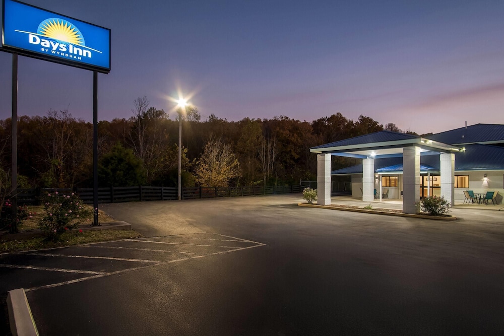 Days Inn by Wyndham Renfro Valley Mount Vernon 45/50