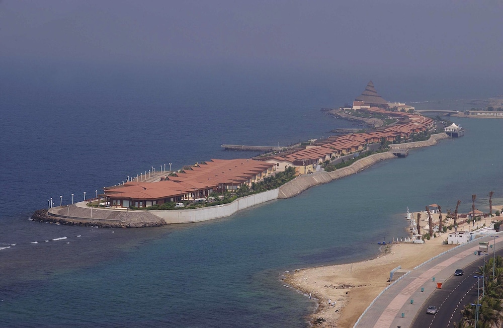 منتجع موفنبيك النورس جدة(Movenpick Resort Al Nawras Jeddah) 49/60