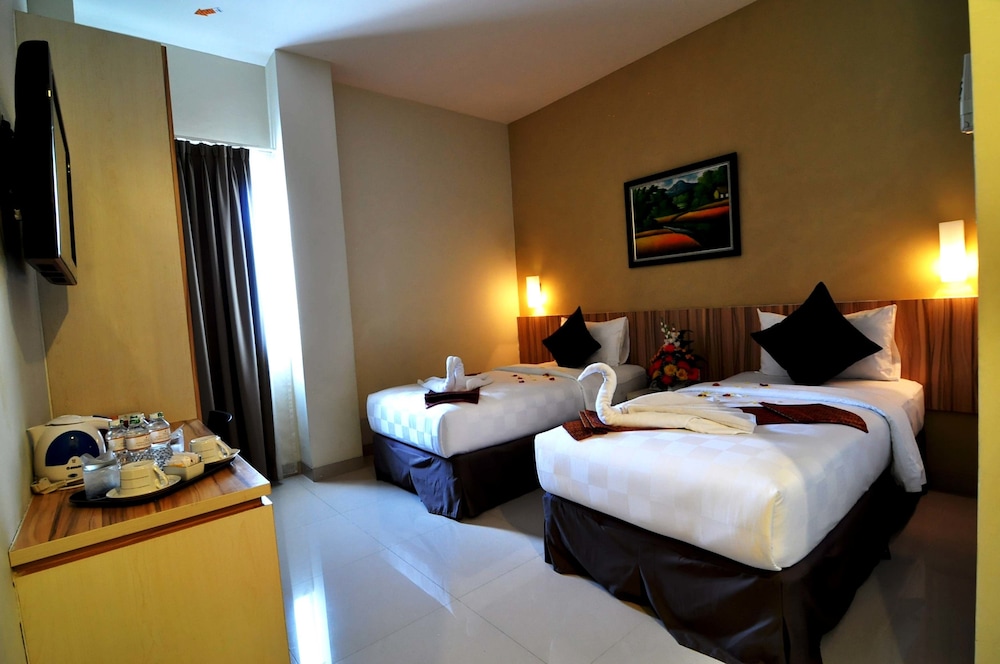 Airy Syariah Padang Barat Hang Tuah 211 11/36