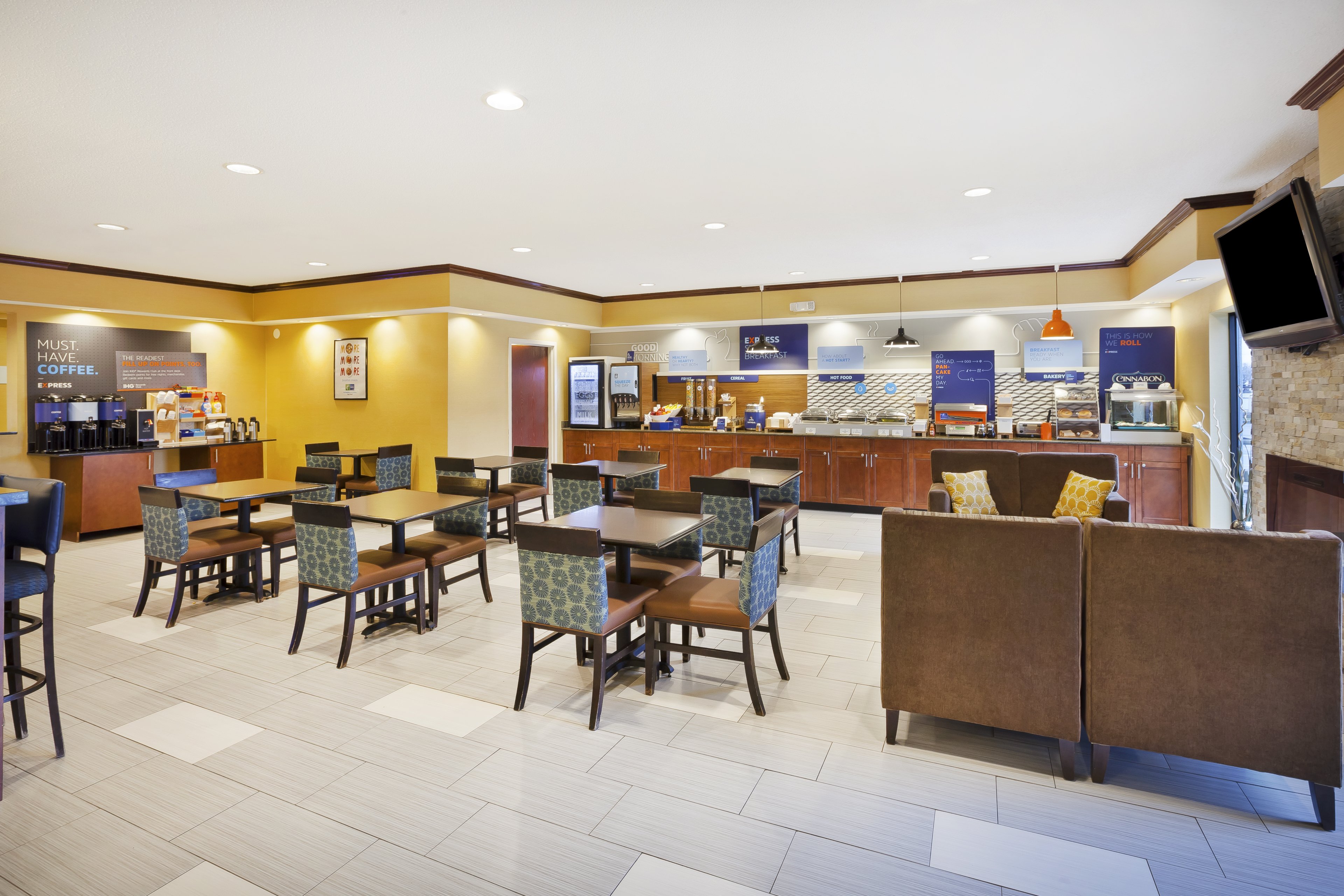 Holiday Inn Express Hotel & Suites Circleville 31/47
