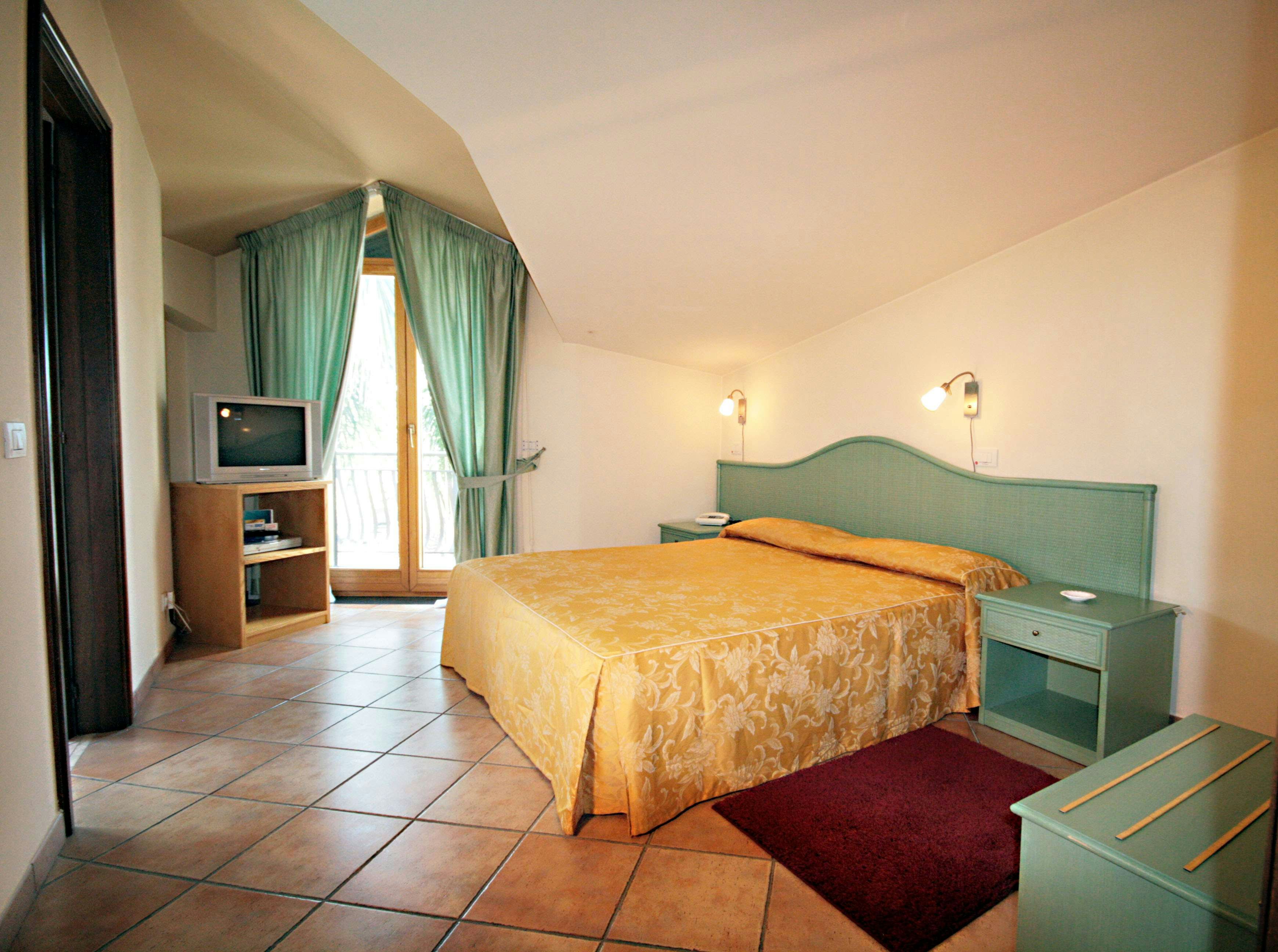 Hotel Ristorante Il Ceppo 13/70