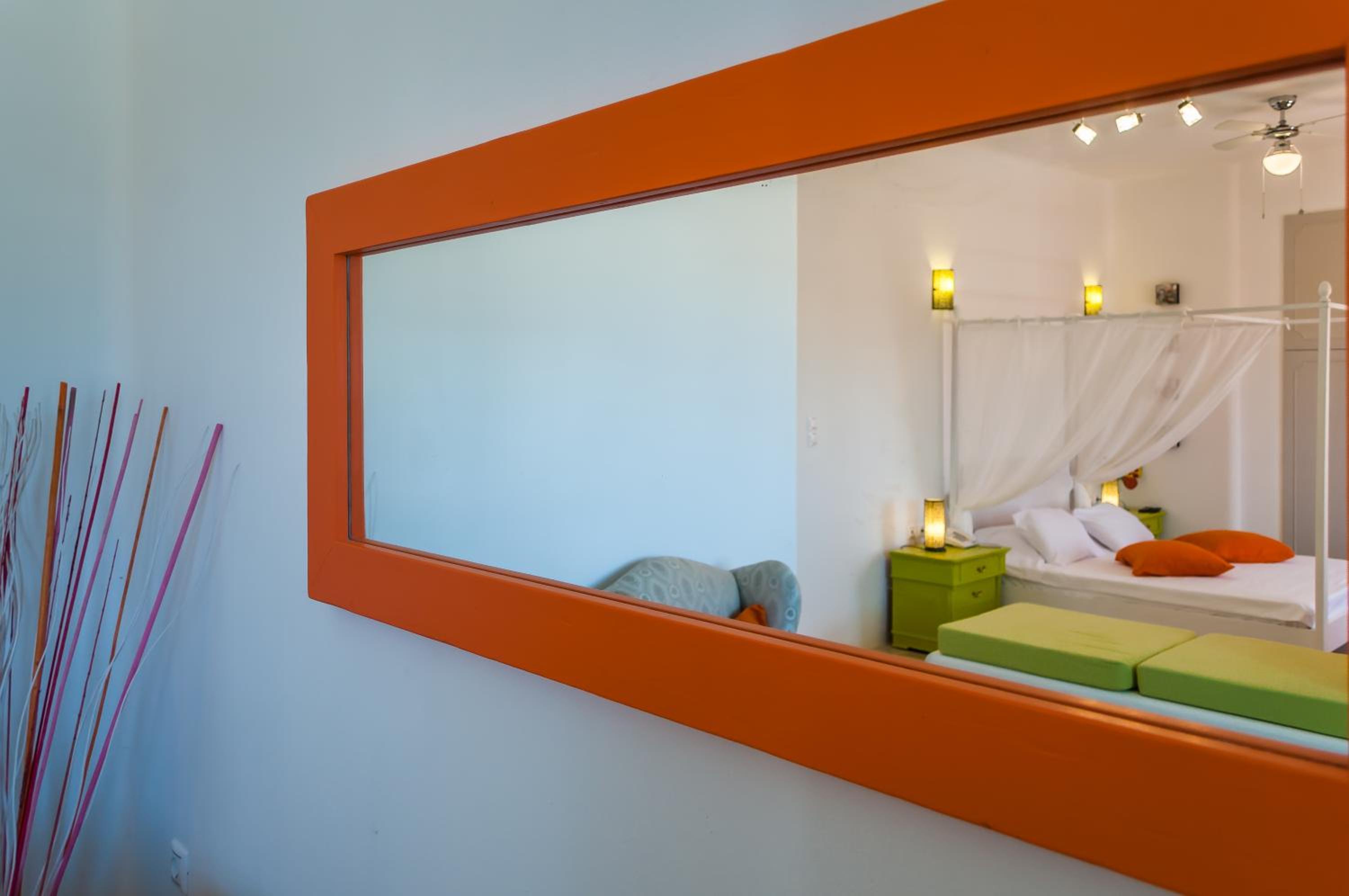 Eiriana Luxury Suites 60/60