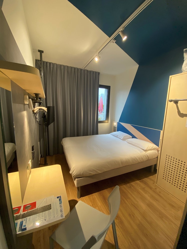 Ibis budget Loudeac Velodrome 14/50