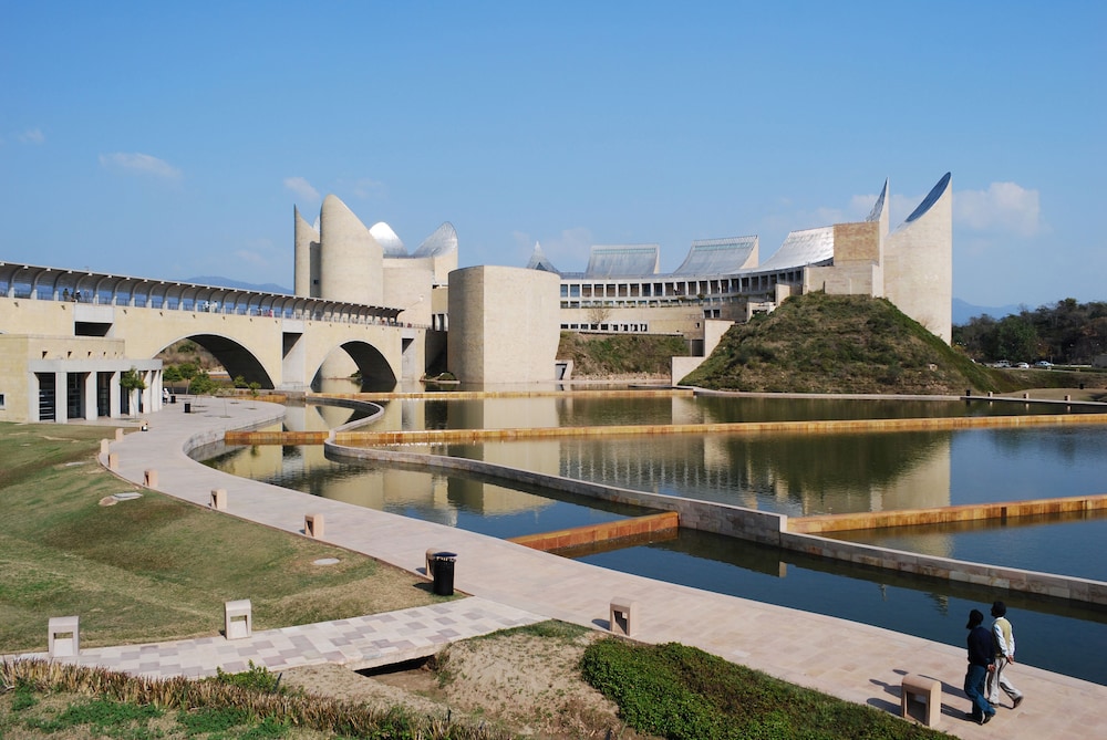FORT NALAGARH 13/17
