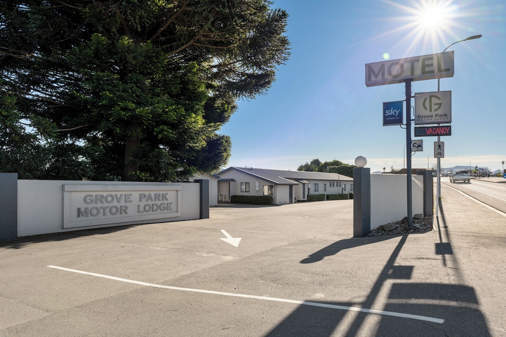 Grove Park Motor Lodge 41/74