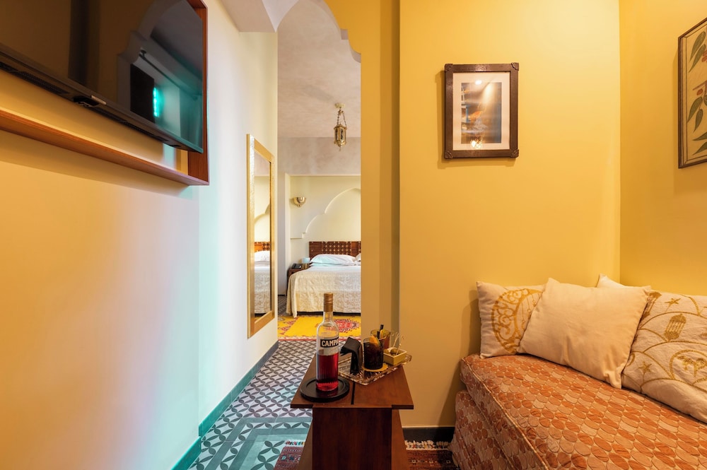 Palm Gallery Hotel 29/50