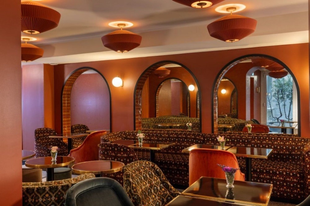 Hotel Ginette a la Folie 67/79